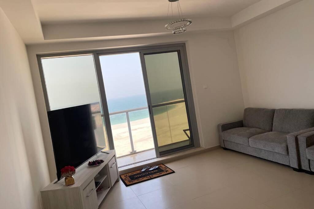2 Bedroom Incredible Ocean Vew Apartment Ras al-Khaimah Exteriör bild