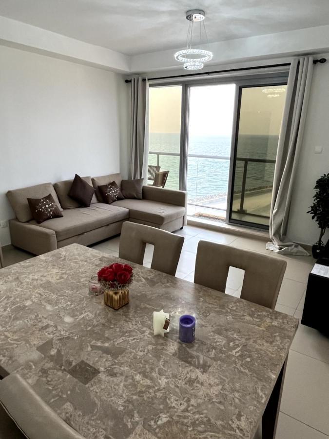 2 Bedroom Incredible Ocean Vew Apartment Ras al-Khaimah Exteriör bild