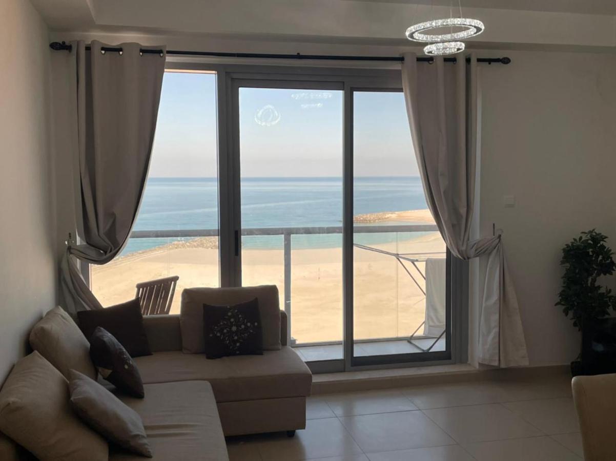 2 Bedroom Incredible Ocean Vew Apartment Ras al-Khaimah Exteriör bild
