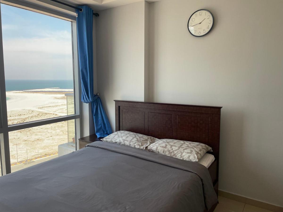 2 Bedroom Incredible Ocean Vew Apartment Ras al-Khaimah Exteriör bild